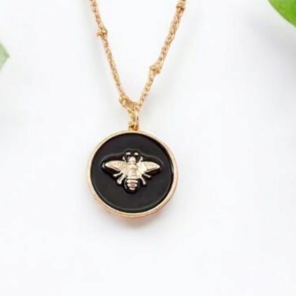 NEW!  Bee Pendant Necklace with “Make a Wish” Card